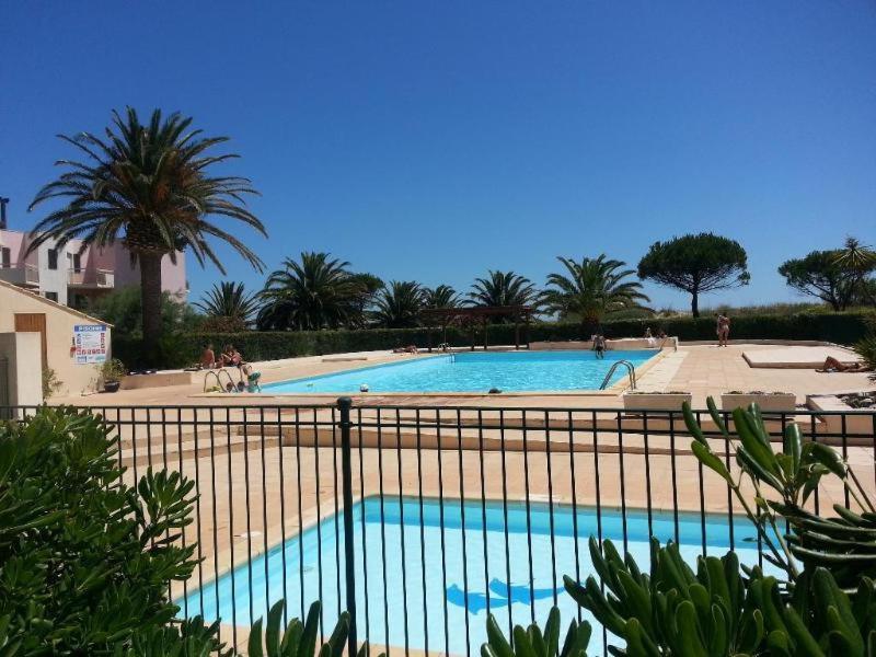 圣西普里安Rez De Jardin + Terrasse Piscine Et Acces Direct Plage公寓 外观 照片